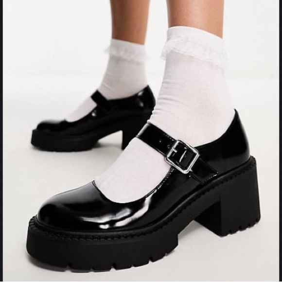 Madden Girl Shoes - Madden Girl Thunderr Black Mary Jane's Size 9.5 NWOB